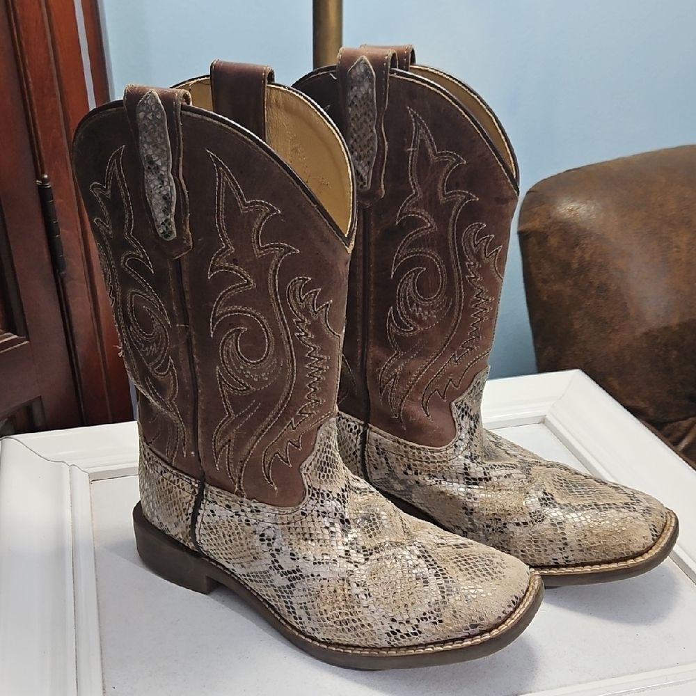 James Exotic Python Print Leather Cowboy Boots  Size 5D